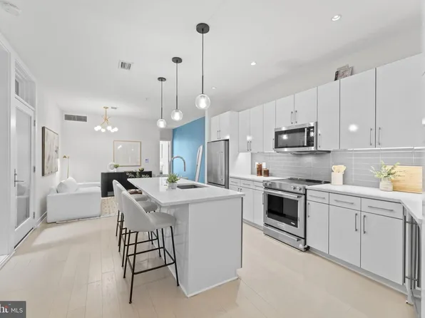 1794 Lanier Pl NW Unit 212, Washington, DC 20009