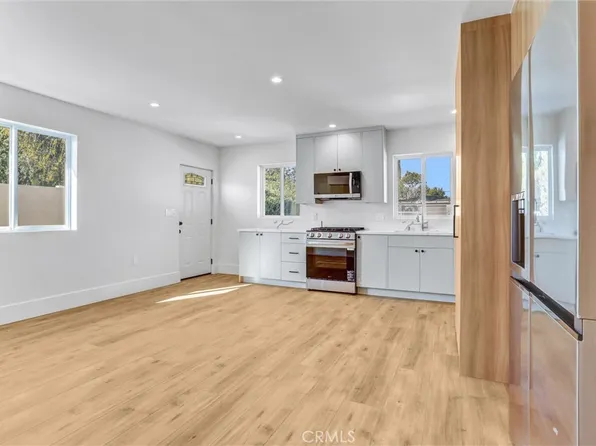 8624 Lubao Ave, Winnetka, CA 91306