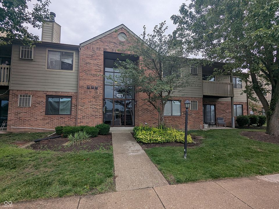 1st image of 4371 Village Parkway Cir W