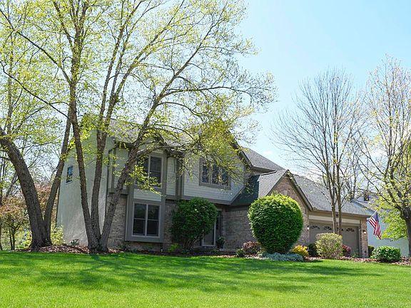 4th image of 12933 Edgewood Ct