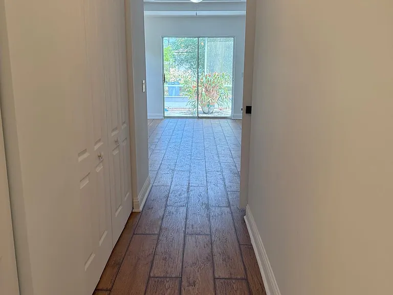 Ballenger Ln — Photo 28