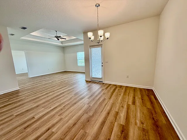 122 Preston Way — Photo 11