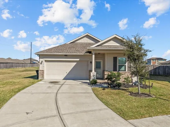503 Thunder Cloud Dr, Baytown, TX 77523