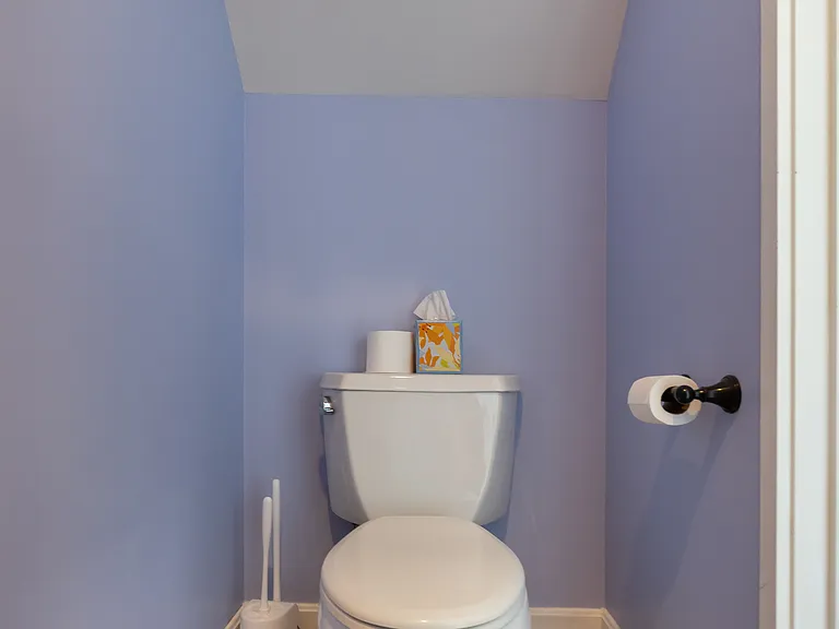 240 Heath St #8 — Photo 10