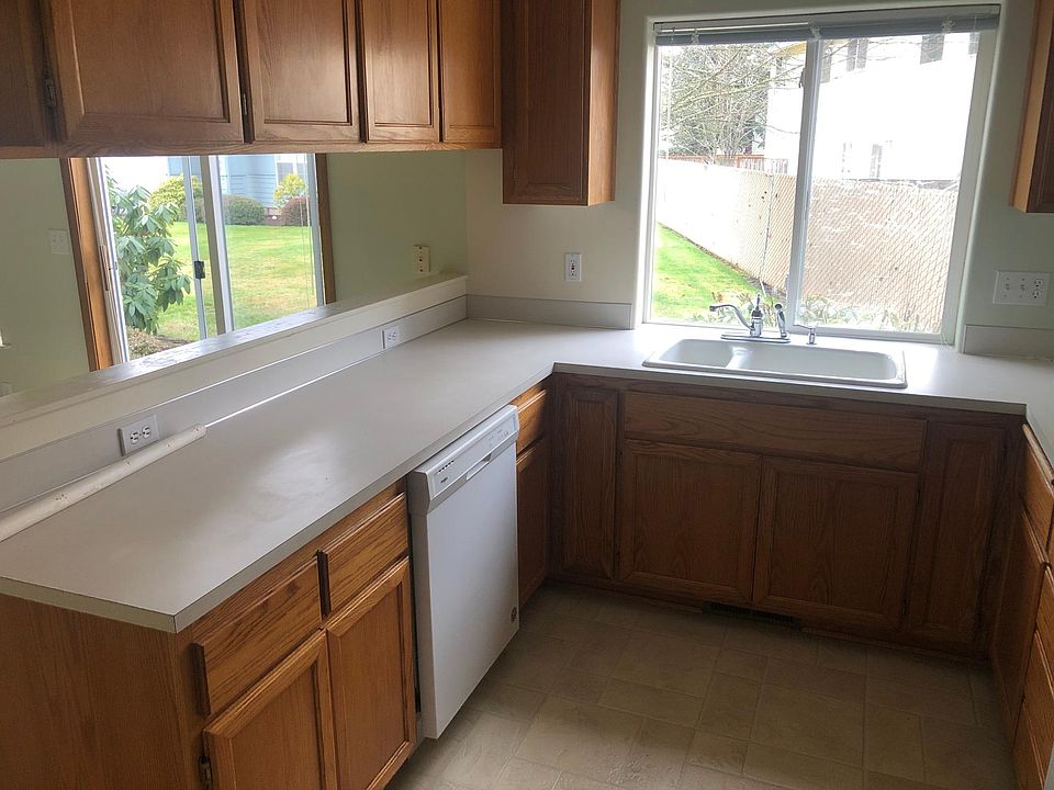 2nd image of 4143 London Ct
