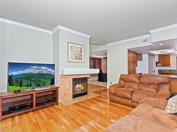3rd image of 15704 Altamira Dr