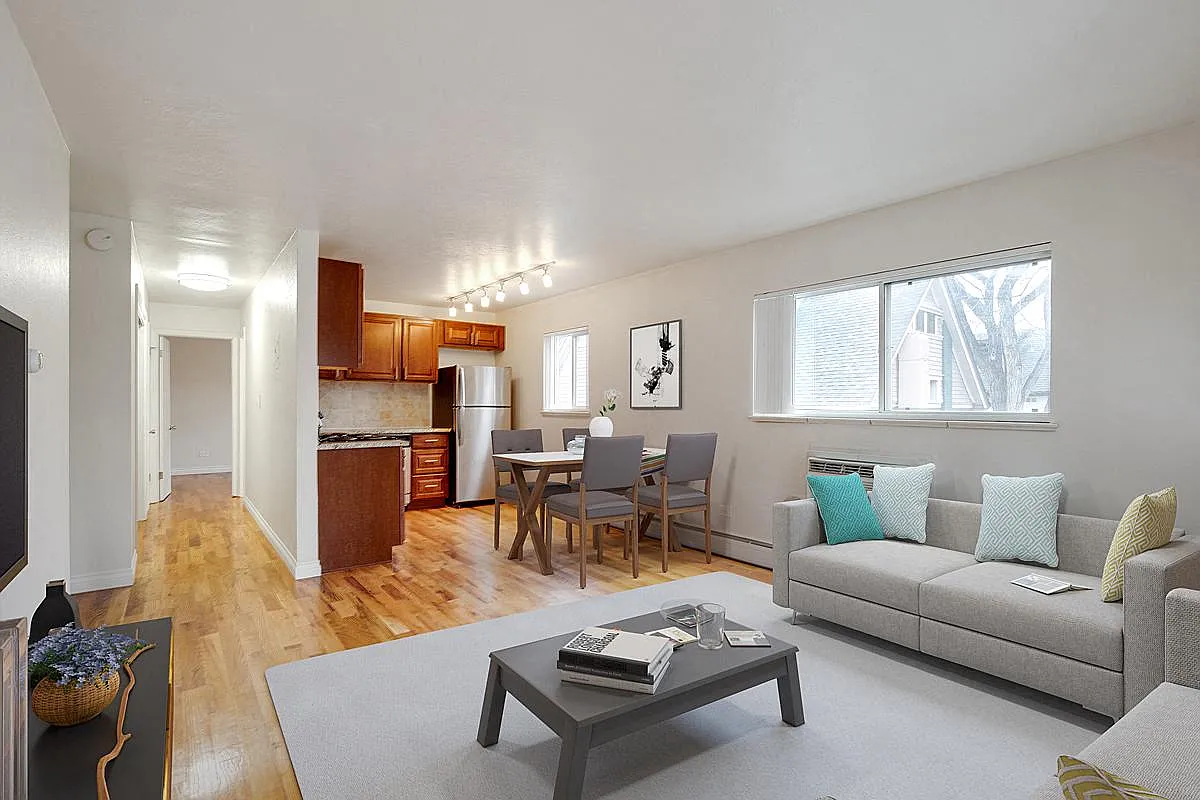 1536 Williams St — Photo 1