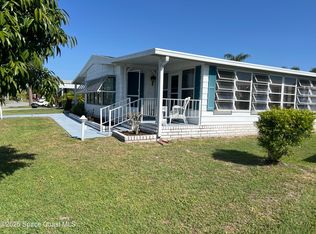 916 Dogwood Dr, Barefoot Bay, FL 32976