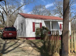 4 Rider Dr, Gainesville, GA 30501