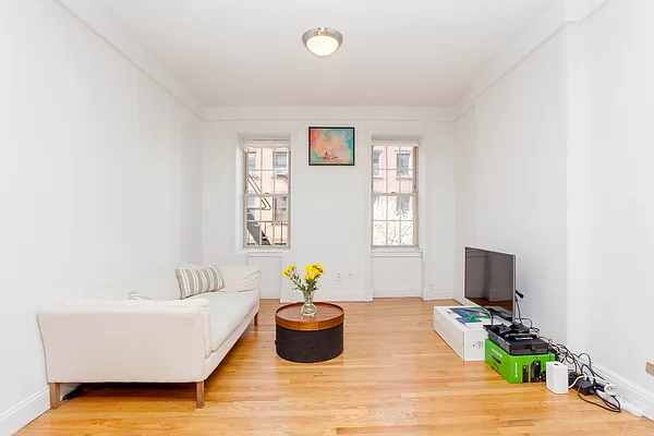 Rented by Brown Harris Stevens | media 8