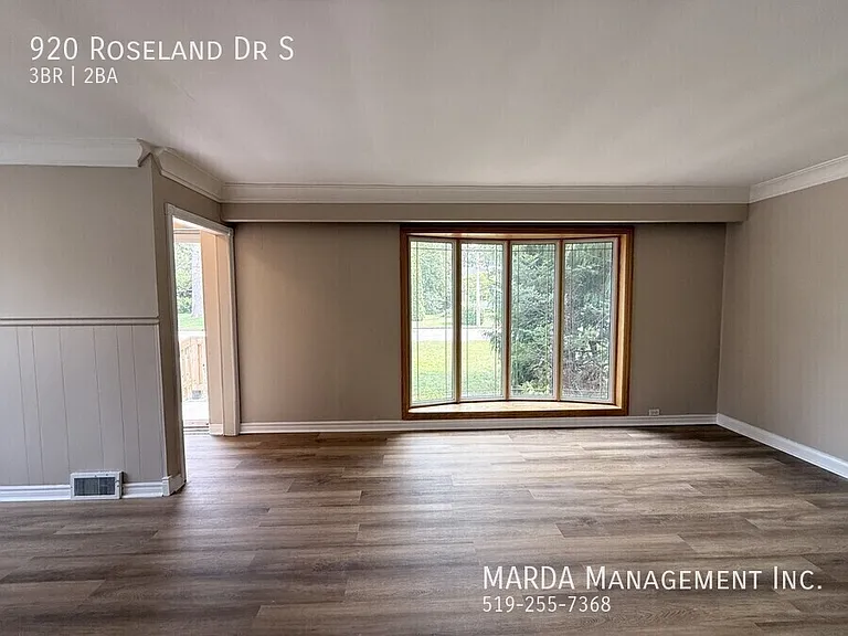 920 Roseland Dr S — Photo 6