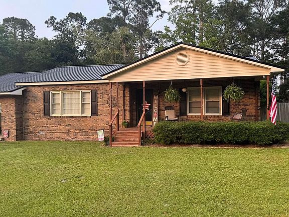 3rd image of 2935 Milan Chauncey Rd