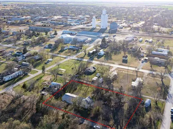 311 N H Ave, Newkirk, OK 74647