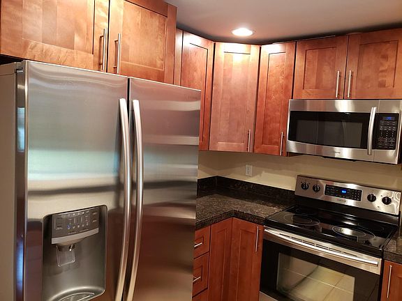 4th image of 17725 NE 13th St