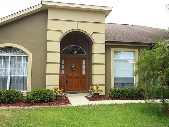 2nd image of 819 Bloomingdale Dr
