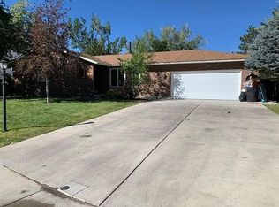 1340 Kelly Dr, Casper, WY 82609