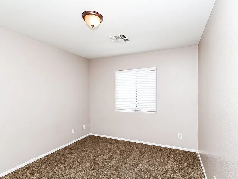 9081 Sheffield Garden Ave — Photo 11