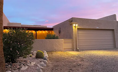 6483 N Foothills Dr Photo 1
