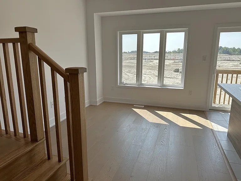 49 Gateway Dr — Photo 8