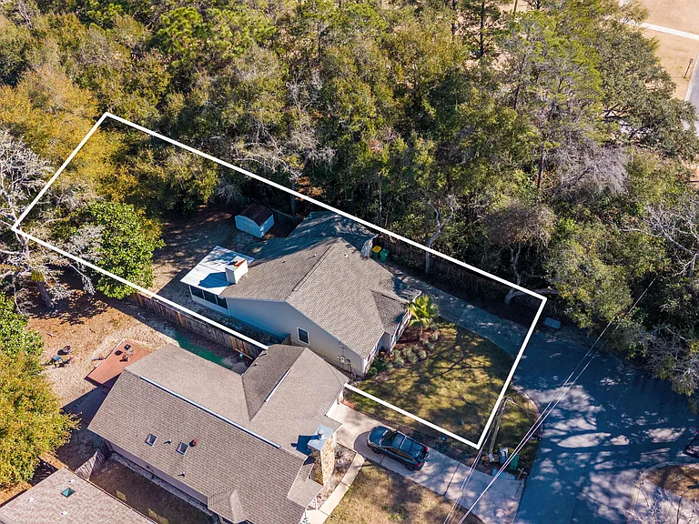 206 Esmond Ct — Photo 60