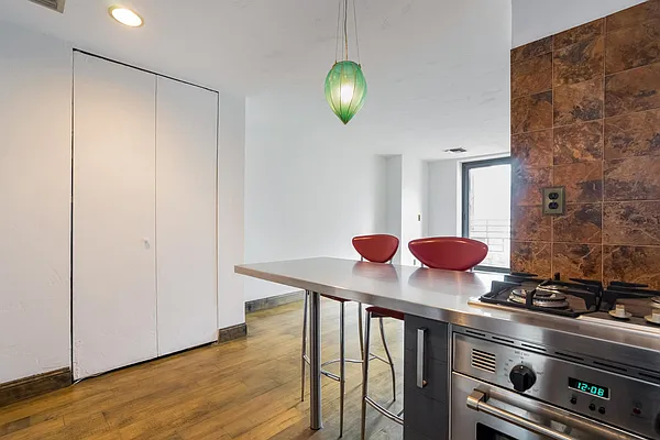 Sold by Fillmore | media 10