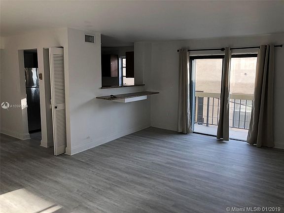 2nd image of 1612 Jefferson Ave APT 402