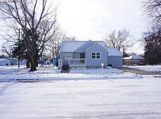 211 W 12th St, Schuyler, NE 68661