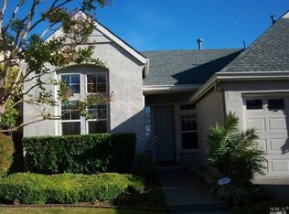 370 Dove Ln, Petaluma, CA 94954
