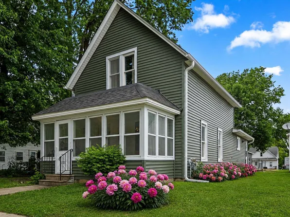 207 W Franklin St, Morristown, MN 55052