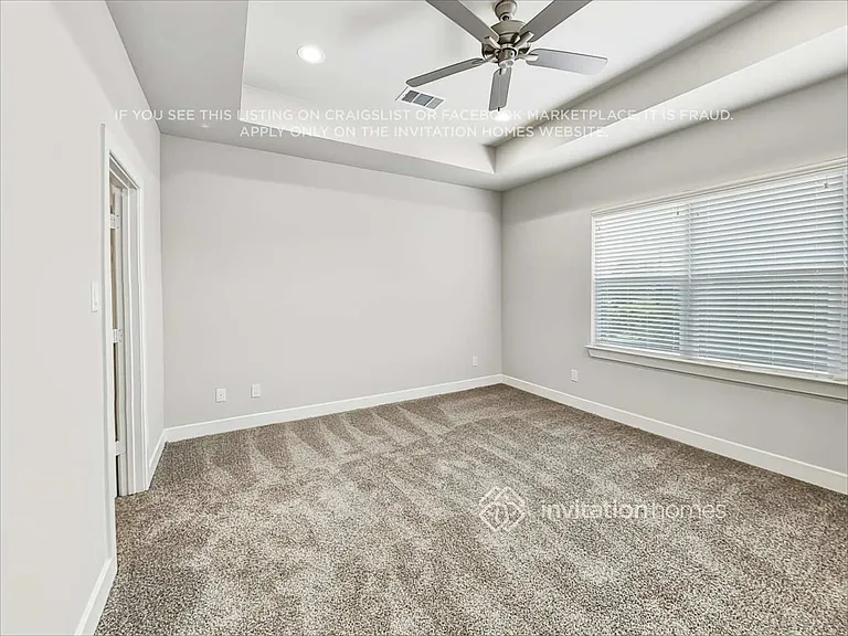 10534 Executive Lake Dr — Photo 13