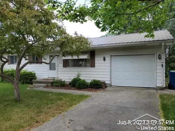 3736 Bauer Dr, Saginaw, MI 48604
