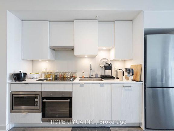 4th image of 99 Broadway Ave #2612