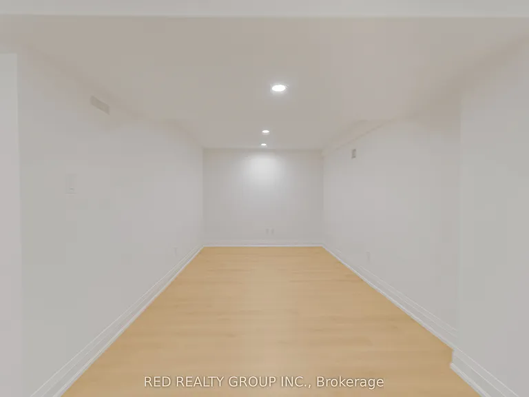 156 Richard Clark Dr — Photo 13