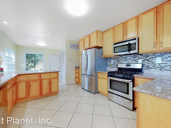 3rd image of 2551 67th Ave
