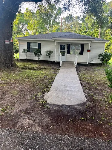 2414 Front St Photo 1