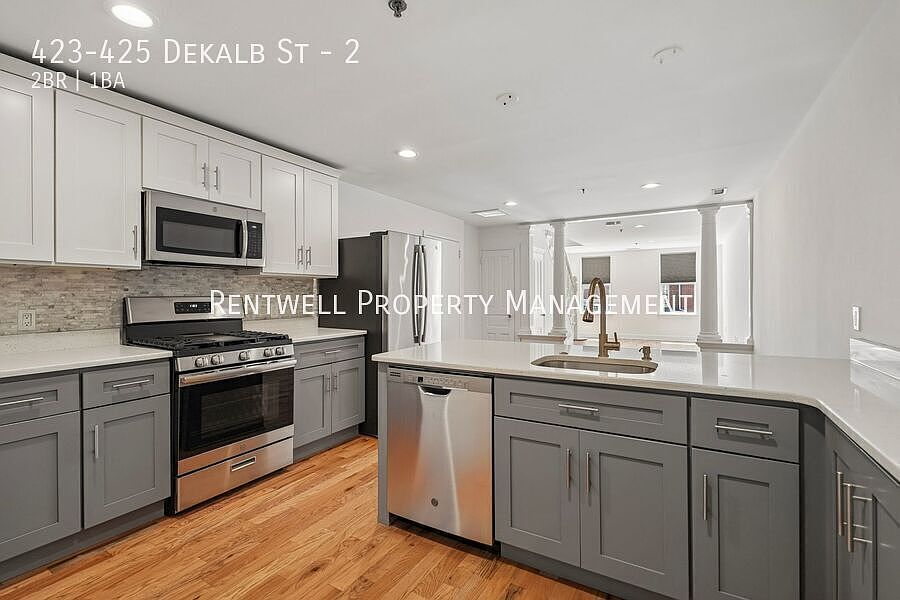1st image of 423-425 Dekalb St #2