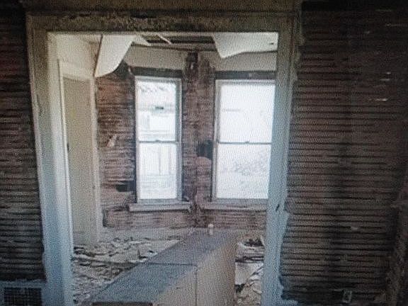 4th image of 330 Richton St