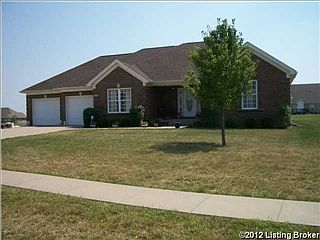 1st image of 293 E Woodlake Cir