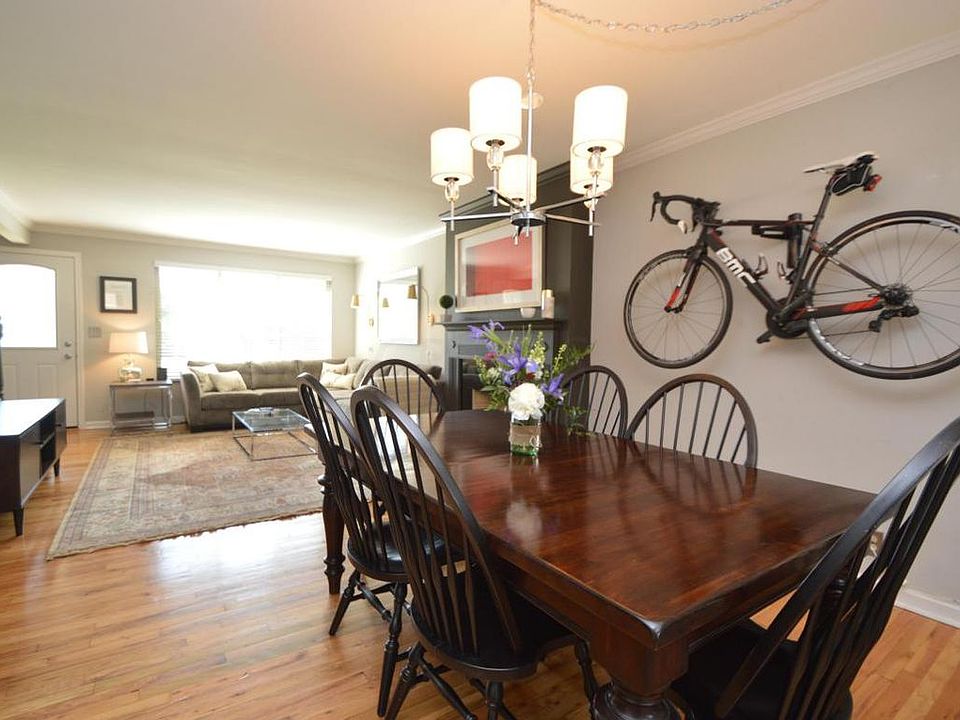 1st image of 4652 N High St #4652
