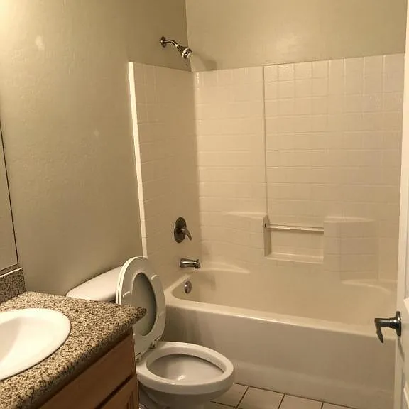 600 Hosking Ave #7-C — Photo 7