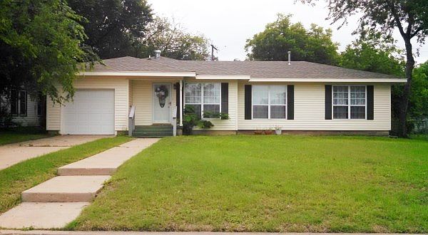 1st image of 119 Hillcrest Dr