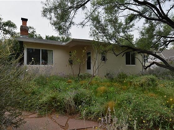 2nd image of 914 Parkland Cir SE