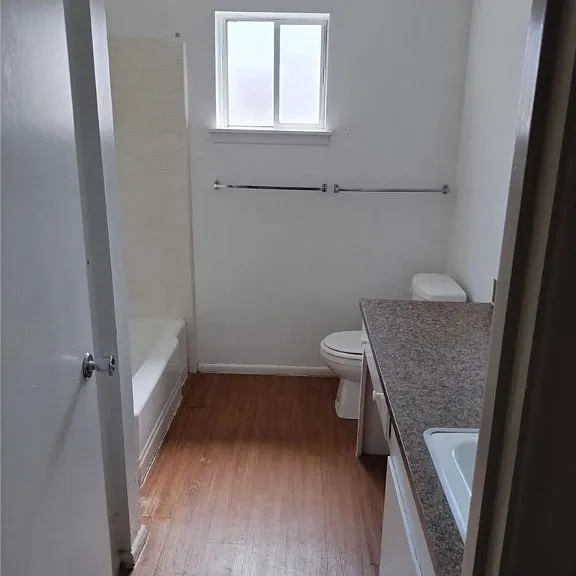 1120 N King St #110 — Photo 6