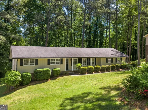 2356 Cambridge St, Snellville, GA 30078