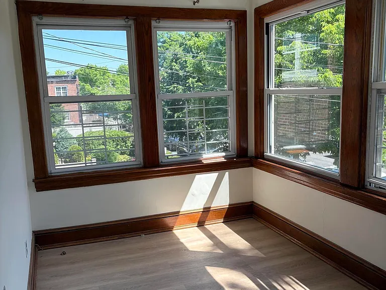 24 Winthrop Pl — Photo 9