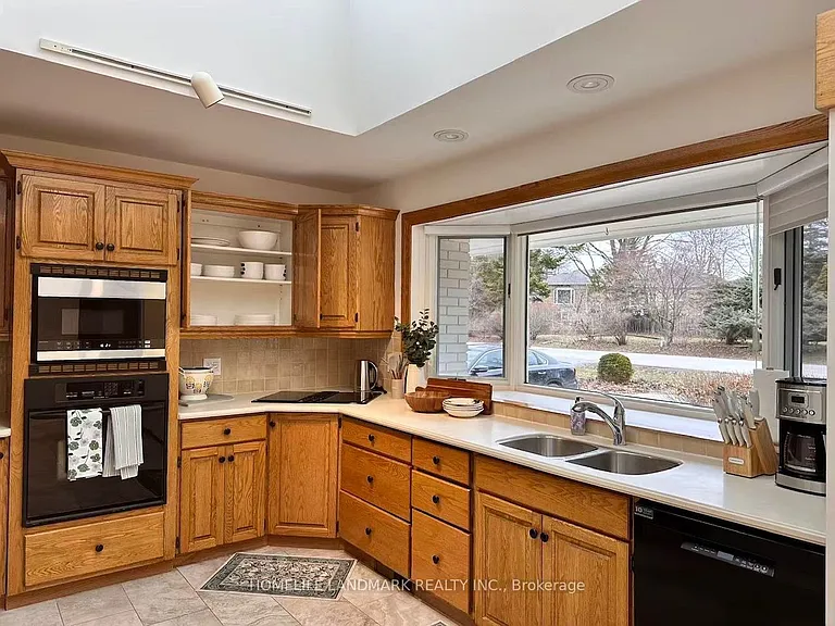 284 Woodland Dr — Photo 10