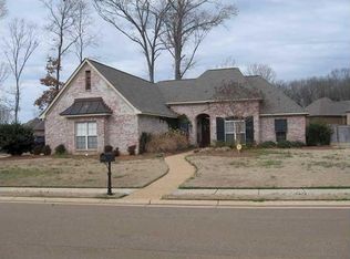 100 Cottonwood Dr, Madison, MS 39110