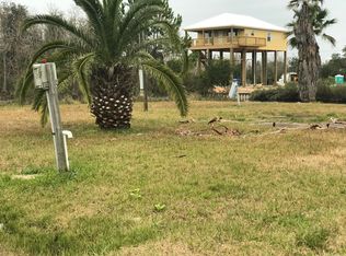 11078 Manhattan St, Bay Saint Louis, MS 39520