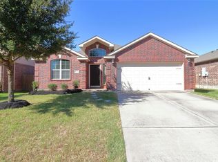 12122 Mabel Ln, Pinehurst, TX 77362