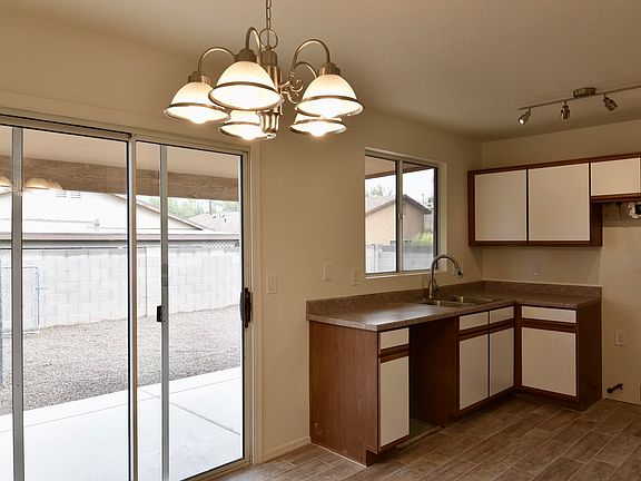 5th image of 2749 E Paseo La Tierra Buena